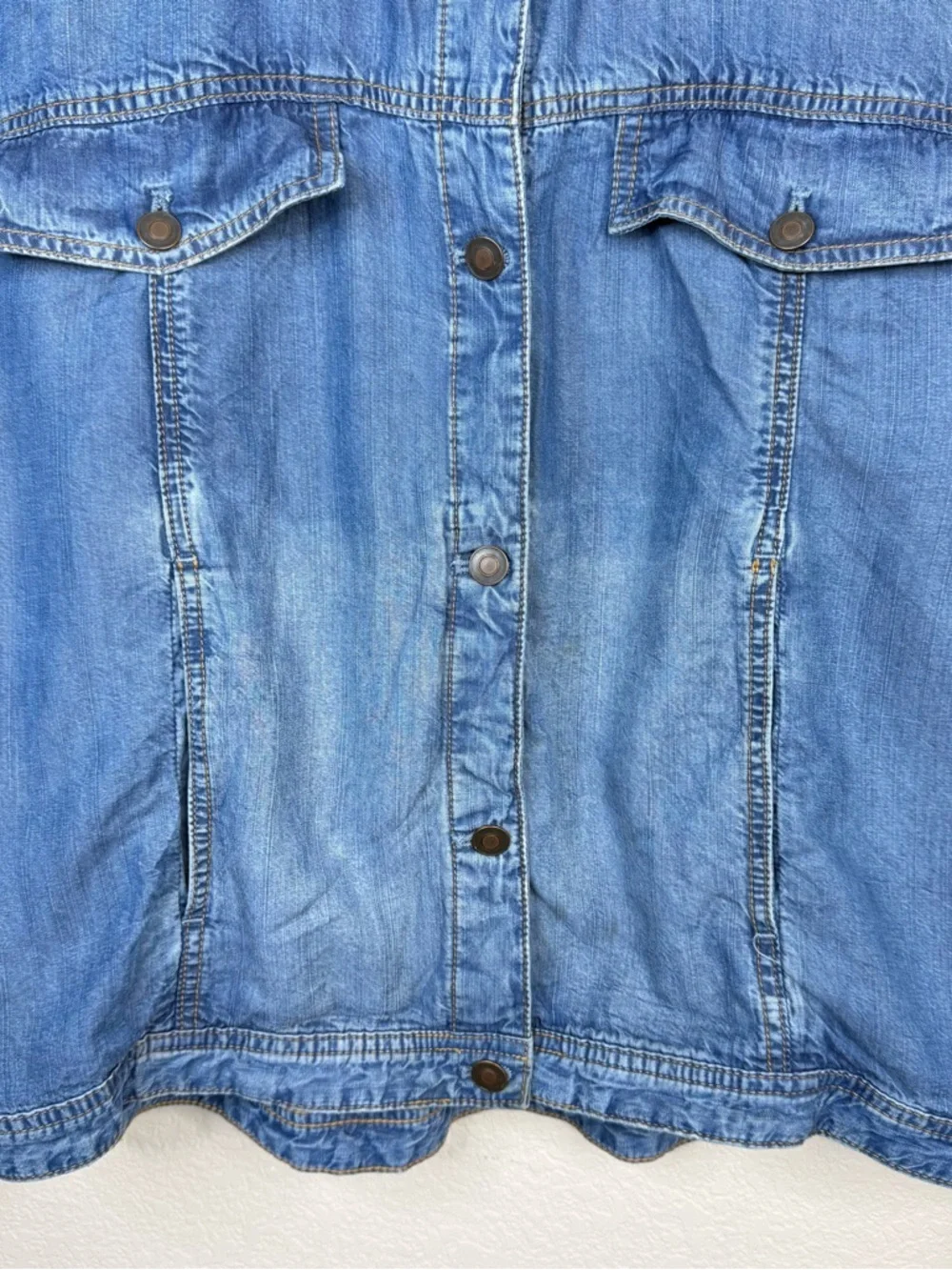 FREE PEOPLE 100% Lyocell Lightweight Boho Light Wash Relaxed Fit Jacket  Sz L - Picture 5 of 14